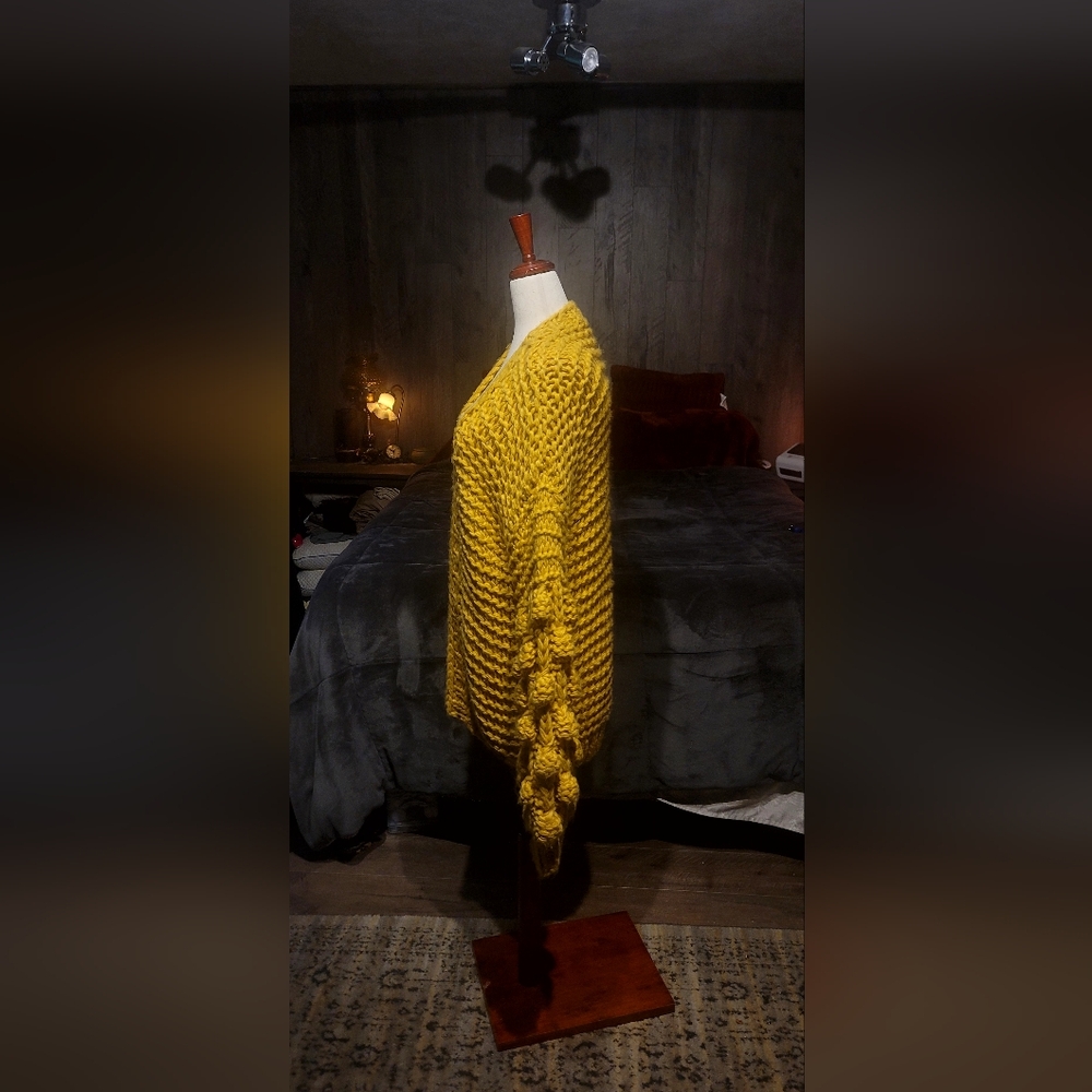 Wish List Chunky Mustard Yellow Balloon Sleeve Sweater – Size M/L - Picture 4 of 7
